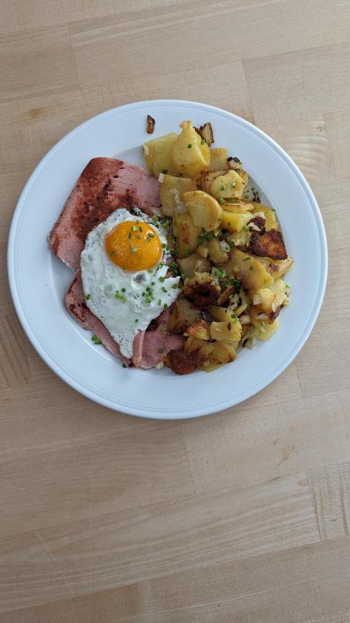 Gasthof Zum Lehnerwirt Breitenbrunn  Bagian luar foto